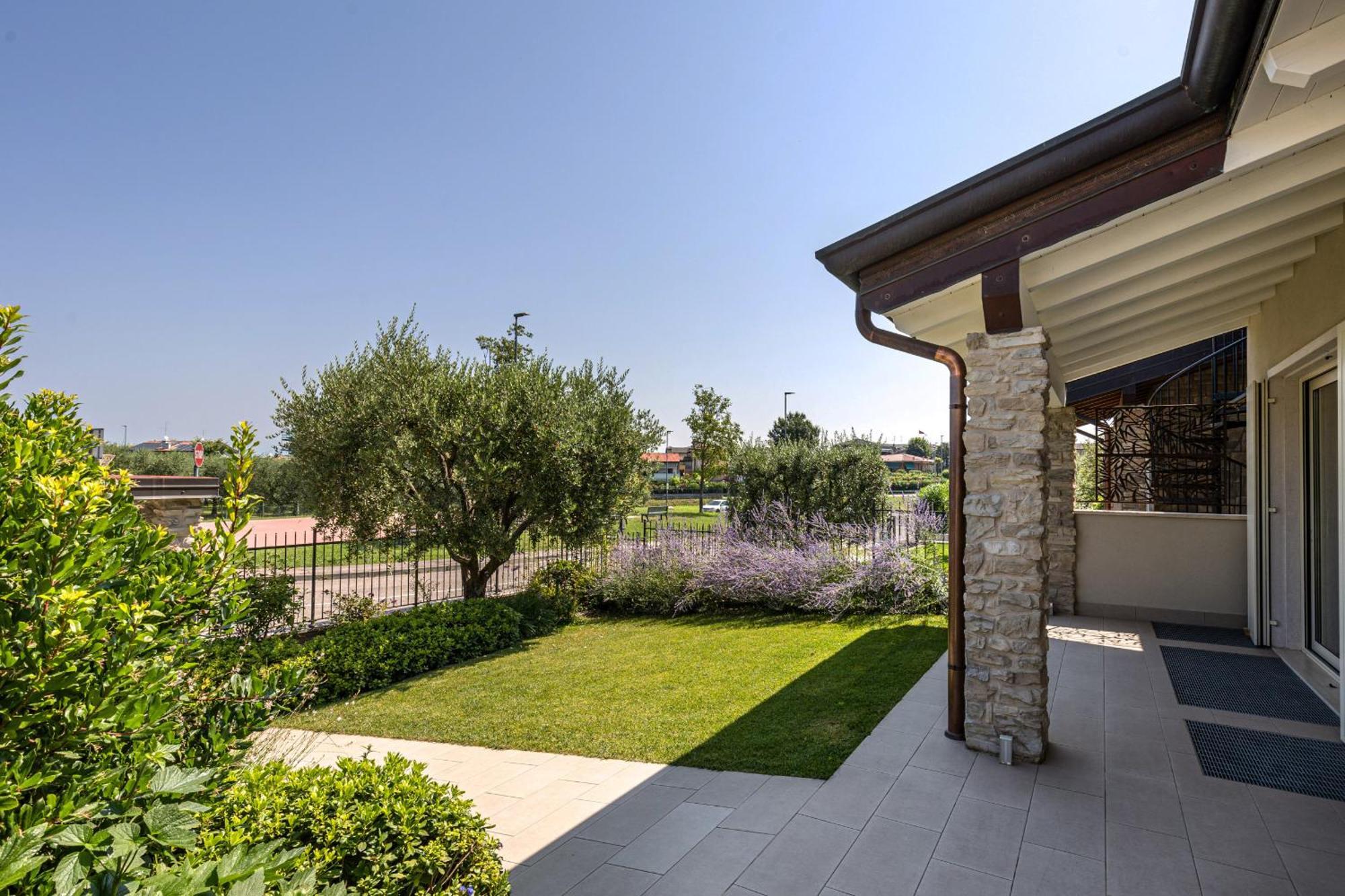 Villa Rita Peschiera del Garda Exterior photo